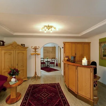 Penzion Garni Mirabell Kappl (Landeck)