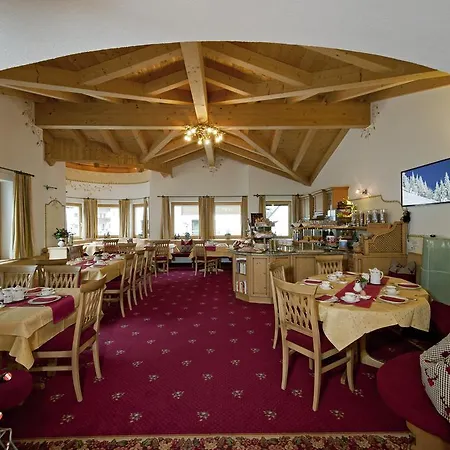 Guest house Apart Garni Mirabell Kappl (Landeck)