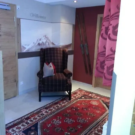 Pensionat Garni Mirabell 3*